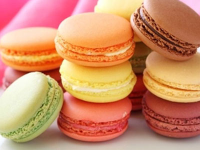 Φτιάχνουμε τα αγαπημένα μας μακαρόν στο σπίτι Φτιάχνουμε τα αγαπημένα μας μακαρόν στο σπίτι